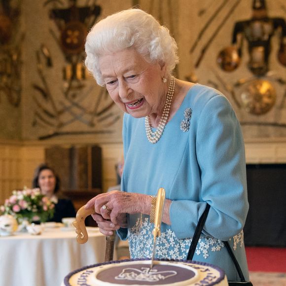 La reine Elisabeth II quitte Sandringham House, qui est la résidence de la reine à Norfolk, après une réception avec des représentants de groupes communautaires locaux pour célébrer le début du Jubilé de platine.Le 5 février 2022.