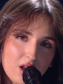 "Elle a un chemin tout tracé" : cette icône de la chanson des années 80 bluffée par Ambre de la Star Academy