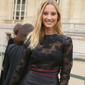 Ilona Smet (habillée en Création Olivier Lapidus) - Arrivées au défilé de mode printemps-été 2018 "Lanvin" au Grand Palais à Paris. Le 27 septembre 2017
© CVS-Veeren / Bestimage