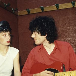 En France, durant leur tournée, Catherine Ringer et Fred Chichin à la guitare. © Michel Croizard via Bestimage