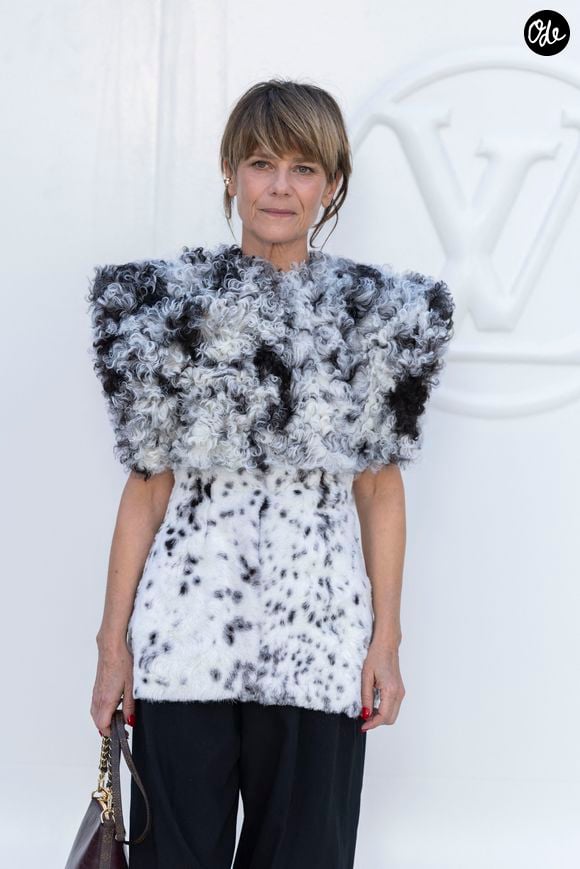 Le principe des menus proposés par l’établissement repose justement sur la surprise et l’enchaînement des assiettes. 

Marina Foïs au photocall du défilé Louis Vuitton Collection Femme Prêt-à-Porter Printemps/Eté 2027 lors de la Fashion Week de Paris (PFW) à la Cité internationale universitaire de Paris, France, le 6 octobre 2026. © Olivier Borde/Bestimage