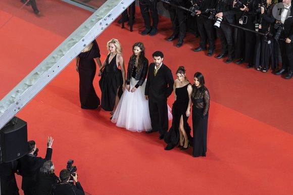 Kim Higelin, Marion Le Coroller, Sami Outalbali, Mara Taquin, Carole Lambert - Montée des marches du film " Sanguine " lors du 79ème Festival International du Film de Cannes, le 14 mai 2026.

© Camilla Canalini / Bestimage