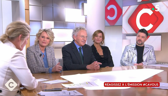Nelson Monfort dans "C à vous" sur France 5 avec Sophie Davant, Fauve Hautot et Chris Marques.