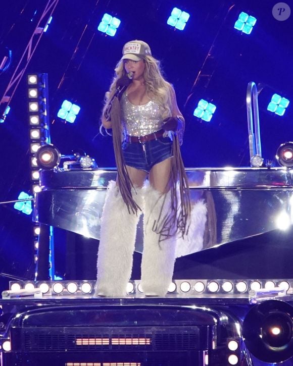 Beyonce Knowles en concert à Los Angeles dans le cadre de sa tournée "Cowboy Carter" le 28 avril 2025. Beyonce a fait monter sur scène ses filles Blue Ivy et Rumi Carter. Backgrid USA / Bestimage