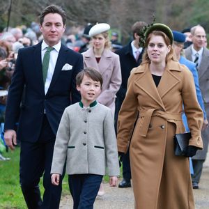 Christopher Woolf, Princesse Beatrice et Edoardo Mapelli Mozz - La famille royale britannique se rend à la messe de Noël à Sandringham le 25 décembre 2024. Par Julien Burton / Bestimage