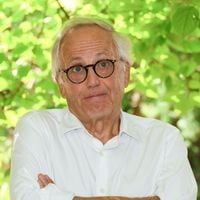 Fabrice Luchini a dû vendre à contre-coeur sa maison située dans la station touristique estivale idéale des Français