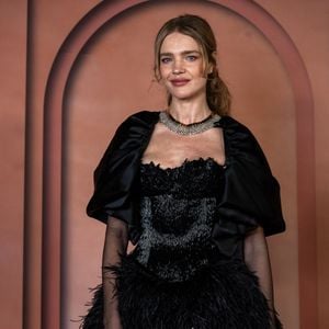 Natalia Vodianova arrive au Gala du Fonds Franca au Musée d'Art Islamique, à Doha, Qatar, le 23 novembre 2025. Photo by Balkis Press/ABACAPRESS.COM