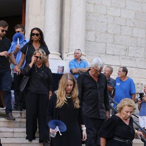Colette Sauvage (femme de P. Bouvard) avec ses filles Dominique et Nathalie - Sorties des obsèques de Philippe Bouvard en l'église Notre-Dame de Bon Voyage à Cannes le 31 août 2026.
© Franz Chavaroche-Denis Guignebourg / Bestimage
