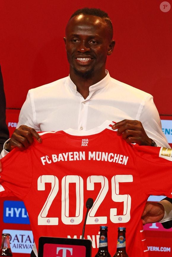 L'ouverture est prévue fin 2027 pour coïncider avec Bourges Capitale européenne de la culture 2028.

Sadio Mané rejoint le Bayern de Munich et donne une conférence de presse après sa visite médicale. Munich. Le 22 juin 2022.
© Imago / Panoramic / Bestimage
