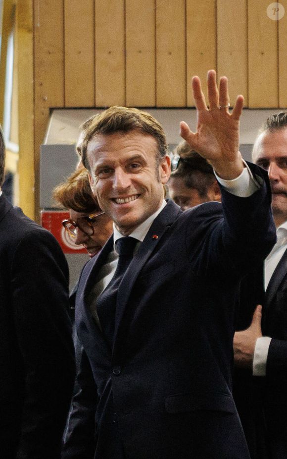 "Ça n’est pas une décision politique", a déclaré le président de la République.

Le président Emmanuel Macron inaugure le 61ème salon International de l'agriculture au Parc des Expositions de la Porte de Versailles à Paris le 22 février 2025.
(Credit Image: © Sadak Souici/ZUMA Press Wire)