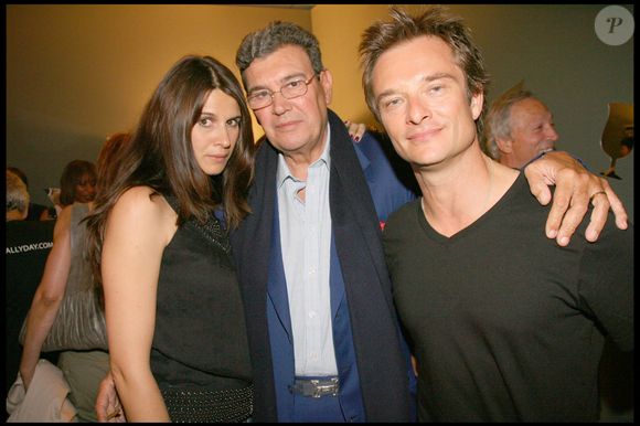 En 2014, elle vit plusieurs drames familiaux très difficiles pour elle. A commencer par la mort en févier de son père Michel, des suites d'un cancer.

Exclusif - Alexandra Pastor, Michel Pastor et David Hallyday lors du concert de Johnny Hallyday au stade de France en 2009 - Angeli-Borde-Jacovides-Rindoff / Bestimage