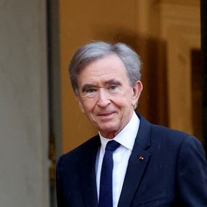 LVMH fait ses adieux à une célèbre marque de luxe.
Bernard Arnault, Pdg de LVMH - Arrivées des personnalités au dîner d'État en l'honneur du président brésilien et de sa femme au palais présidentiel de l'Élysée à Paris.
@Jacovides / Moreau / Bestimage