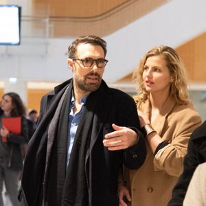 Elle l'a aussi soutenu lors de son récent procès.

Nicolas Bedos et sa compagne Pauline Desmonts au tribunal correctionnel de Paris. Paris, France le 8 février 2024. Photo Florian Poitout/ABACAPRESS.COM