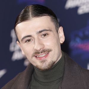 Présent au Grand Prix de Miami à l’occasion d’une soirée organisée par Givenchy Beauty, Pierre Garnier a surpris en affichant une toute nouvelle coupe de cheveux. 

Pierre Garnier La 27 ème édition des NRJ MUSIC AWARDS au Palais des festivals et des congrès, à Cannes © Christophe Aubert via Bestimage