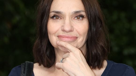 "J'ai pas d'appart, j'ai pas de bagnole, j'ai pas de bijoux" : Béatrice Dalle se retrouve sans rien et évoque comment elle tient