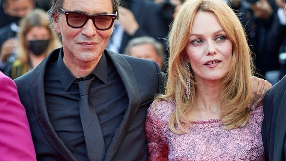 Vanessa Paradis et Samuel Benchetrit "habitués à être séparés" : le couple déstabilisé par son quotidien bouleversé