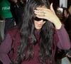 Entre deux rendez-vous professionnels pour la promotion de Fenty Beauty et de la nouvelle ligne masculine AWGE de Rocky, le duo a une fois de plus affirmé son statut d'icône de mode.

Rihanna, avec un sac à main Dior "Dracula", et ASAP Rocky quittent en famille le restaurant italien "Siena" à Paris, le 4 avril 2026. Backgrid USA / Bestimage
