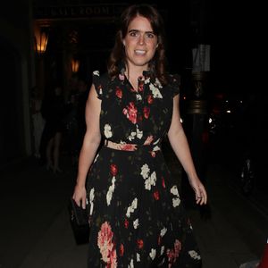 "J'ai été vu en train de les embrasser pour leur dire au revoir, et Harry l'a vu et est devenu complètement fou. Et je peux confirmer - c'est une nouvelle de dernière minute - que c'est entièrement vrai".

La princesse Eugenie d'York à son arrivée au dîner "Fashion Trust Arabia London" au Claridges Hotel à Londres. Le 17 juin 2024. © AGENCE / BESTIMAGE