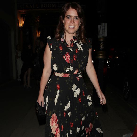 "J'ai été vu en train de les embrasser pour leur dire au revoir, et Harry l'a vu et est devenu complètement fou. Et je peux confirmer - c'est une nouvelle de dernière minute - que c'est entièrement vrai".

La princesse Eugenie d'York à son arrivée au dîner "Fashion Trust Arabia London" au Claridges Hotel à Londres. Le 17 juin 2024. © AGENCE / BESTIMAGE