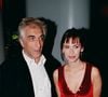 Nés respectivement en 1994 (pour Sarah) et 1997 (pour Jules), ils sont le fruit de l'histoire d'amour entre l'acteur césarisé Gérard Darmon et la comédienne et metteuse en scène Mathilda May. 

Mathilda May et Gérard Darmon - Première du Film Héroïnes