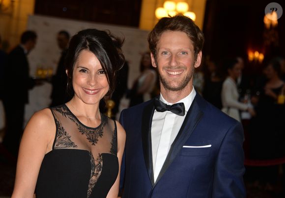 Marion Grosjean a fait une lourde chute à vélo il y a quelques jours

Romain Grosjean et sa femme Marion Jollès Grosjean - Gala de charité organisé par Romain Grosjean au profit de l'association "Enfance et Cancer" à l'hôtel InterContinental à Paris, le 9 septembre 2015. VEEREN / BESTIMAGE