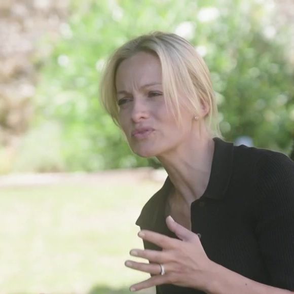 Dans le portrait diffusé ce dimanche sur TF1, "Florent Pagny, le retour aux sources", l’interprète de "Savoir aimer" a fait visiter sa propriété à Audrey Crespo-Mara...

Florent Pagny dans l'émission "Sept à Huit" ce dimanche 31 août 2025. Accompagné de sa femme Azucena Caamaño, il accorde une interview exclusive à Audrey Crespo-Mara.