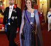 À l'occasion de la venue du président allemand, Kate Middleton a arboré une incroyable robe bleue.

Le prince William, prince de Galles, et Catherine (Kate) Middleton, princesse de Galles - Banquet d'Etat au château de Windsor en l'honneur de la visite officielle de Frank-Walter Steinmeier (Président fédéral de l'Allemagne) et sa femme Elke Büdenbender au Royaume-Uni, le 3 décembre 2025.