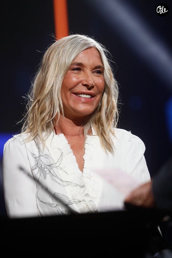 À 62 ans, l’interprète de "Je suis un homme" semble aujourd’hui avoir trouvé un équilibre qui lui convient, loin de la recherche permanente d’une histoire à deux.

Exclusif - Zazie (Isabelle de Truchis de Varennes) - Enregistrement de l'émission "La fête de la Chanson française" au Dôme à Paris, présentée par L.Thilleman et A.Manoukian, et diffusée le 22 décembre sur France 3
© Christophe Clovis / Bestimage