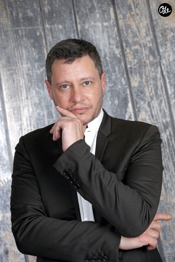 Exclusif - Portrait de Jonathan Dassin lors de l'enregistrement de l'émission "Chez Jordan de Luxe" à Paris. Le 21 octobre 2024
© Cédric Perrin / Bestimage