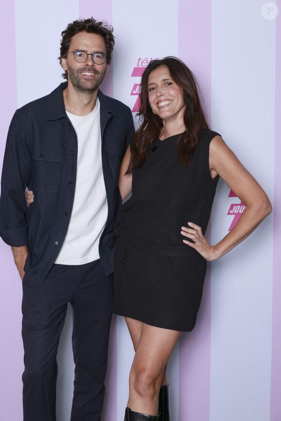 Pour rappel, les deux animateurs forment un couple phare de la télévision, et ce, depuis plus de dix ans.

Exclusif - Carole Tolila et Thomas Isle à la soirée "Télé 7 Jours Summer Party" à Paris, le 4 septembre 2025. 

Photo : Christophe Aubert / Bestimage