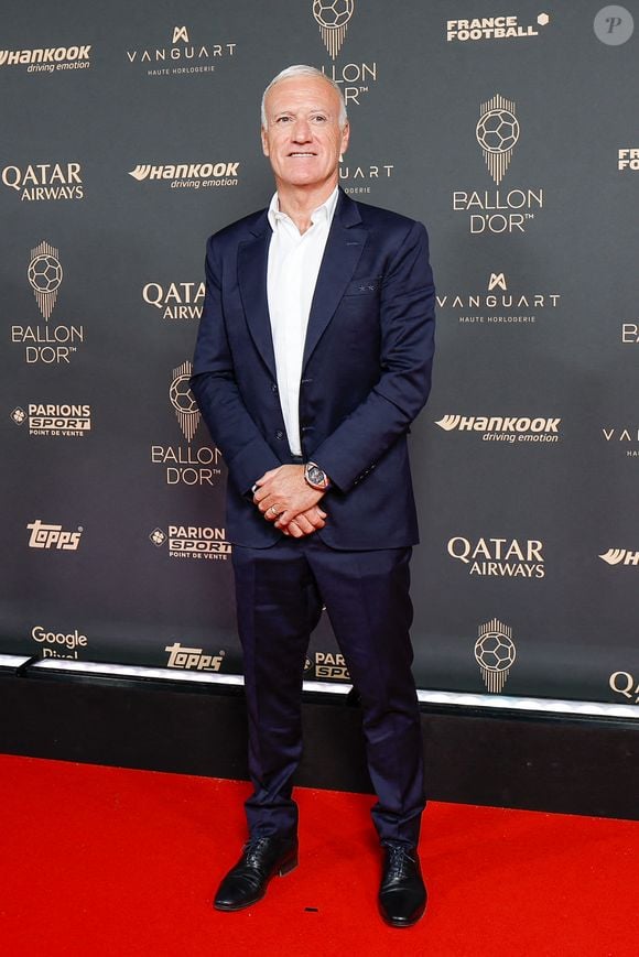 Didier Deschamps au photocall de la 69ème cérémonie du Ballon D'Or 2025 au théâtre du Châtelet à Paris, France, le 22 septembre 2025. © Cyril Moreau/Bestimage