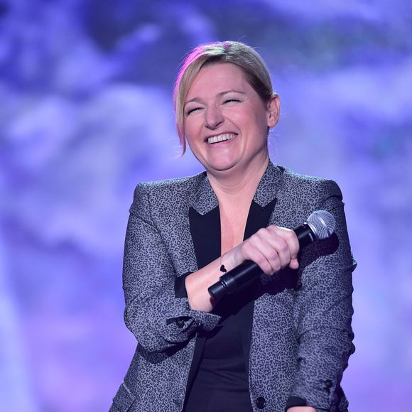 Anne-Elisabeth Lemoine - Enregistrement de l'émission "La Télé Chante Pour le Sidaction" aux théâtre des Folies Bergère à Paris. L'émission sera diffusée sur France 2 le 28 mars