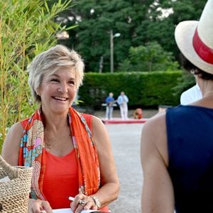Une petite bergerie acquise il y a bien longtemps, dont l'histoire est intimement liée à la sienne. 

Véronique Jannot durant la 2ème soirée de la seconde édition des Théâtrales d'Eze avec Mélanie Page dans la pièce "Je m'appelle Georges" à l'oppidum du Col d'Eze, le 3 août 2024, où elle dédicace son dernier ouvrage, "le présent est mon refuge" aux édition Xo.
© Bruno Bebert / Bestimage