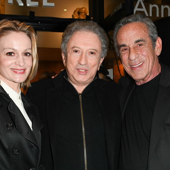 même si leur style différait quelque peu…

Audrey Crespo-Mara, Michel Drucker et Thierry Ardisson - Vernissage de l'exposition Jean Gabin à l'Espace Landowski / Musée des Années 30 à Boulogne-Billancourt le 8 mars 2022. © Coadic Guirev/Bestimage