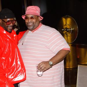 Djibril Cissé, le DJ et rappeur Big Ali (Ali Fitzgerald Moore) durant la fashion week de Paris à l'hôtel le collectionneur, le 02 mars 2022.. © Veeren - Christophe Clovis / Bestimage