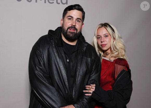 Exclusif - Artus et sa compagne Kim Higelin lors de la soirée anniversaire des 25 ans de la Terrasse de Albane pendant le 79ème Festival International du Film de Cannes, France, le 15 mai 2026. © Denis Guignebourg/Bestimage