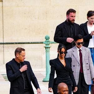 Kim Kardashian et sa mère Kris Jenner - La star américaine Kim Kardashian à la sortie du procès de la rue tronchet des "Papys braqueurs" au palais de justice de Paris, France, le 13 mai 2025. © Anne-Sophie GuebeyBestimage