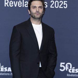 Pio Marmaï lors de la soirée "Cesar Révélations 2025" au Trianon à Paris le 20 janvier 2025. Le comédien sera aux côtés de Jean-Pascal Zadi pour les César, le 28 février 2025. © Olivier Borde / Bestimage