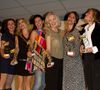 Demain nous appartient : Une actrice vue dans deux séries cultes des années 2000 rejoint le casting

Beausoleil - Diner de Cloture Avy Marciano Caroline bourg Tonya Kinzinger Adeline Blondieau Marie Christine Adan Diane Robert Chirstine Lemler  a recu le Trophee du Public  Festival de la Television de Beausoleil "Les Heros de la Tele"  

JLPPA / Bestimage