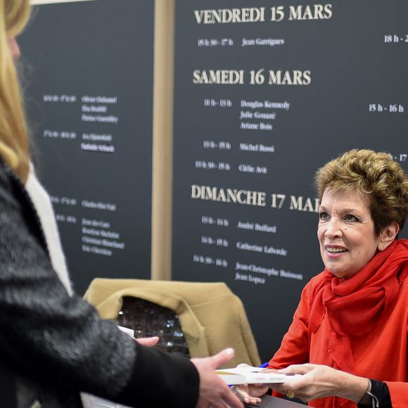 Catherine Laborde - Salon du Livre à la Porte de Versailles de Paris, le 17 mars 2019. © Lionel Urman/Bestimage