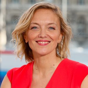 Exclusif - Maya Lauqué - Plateau de l'émission "Paris accueille la flamme Olympique" sur le parvis de l'hôtel de ville à Paris, diffusée en direct sur France 2 en marge du concert de la Place de la République à l'occasion du Relais de la Flamme olympique. © Christophe Clovis / Bestimage