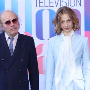 Philippe Katerine et son fils Billy Blanchard ( fils de Julie Depardieu) - Photocall du film  'Les derniers jours de Charles Baudelaire' au Grimaldi Forum lors de la 65ème édition du Festival TV De Monte Carlo le 13 Juin 2026

 © Denis Guignebourg /Bestimage