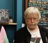 Depuis vingt ans, l’établissement porte le nom du chanteur, qui avait largement contribué à son financement avant de continuer à garder un lien particulier avec les élèves et les équipes. 

Exclusif - Le chanteur Renaud (Séchan) en dédicace à l'occasion de la sortie de "Renaud le livre" signé Erwan L'Eléouet et préfacé par sa fille Lolita Séchan, à la Libraire bordelaise Les 400 Coups de P.Poutou à Bordeaux, France, le 28 mars 2026. © Fabien Cottereau/Bestimage