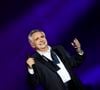 Il précisait avoir alors averti son célèbre entraîneur, Jean-Claude Rouget, que si ses derniers jeunes chevaux ne faisaient pas d'étincelles, il plierait bagage. 

Exclusif - Michel Sardou en concert à la Seine Musicale, jusqu'au 7 janvier 2018 et les 14 et 15 mars, pour sa dernière tournée "La dernière danse" à Boulogne-Billancourt. Le 26 décembre 2017.
© Pierre Perusseau / Bestimage