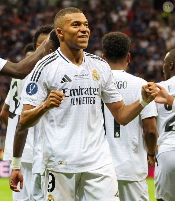 Kylian Mbappé remporte sa première victoire avec le Real Madrid en finale de la Supercoupe de l'UEFA à Varsovie le 14 août 2024.

© Fabio Sasso/ZUMA Press Wire / Bestimage