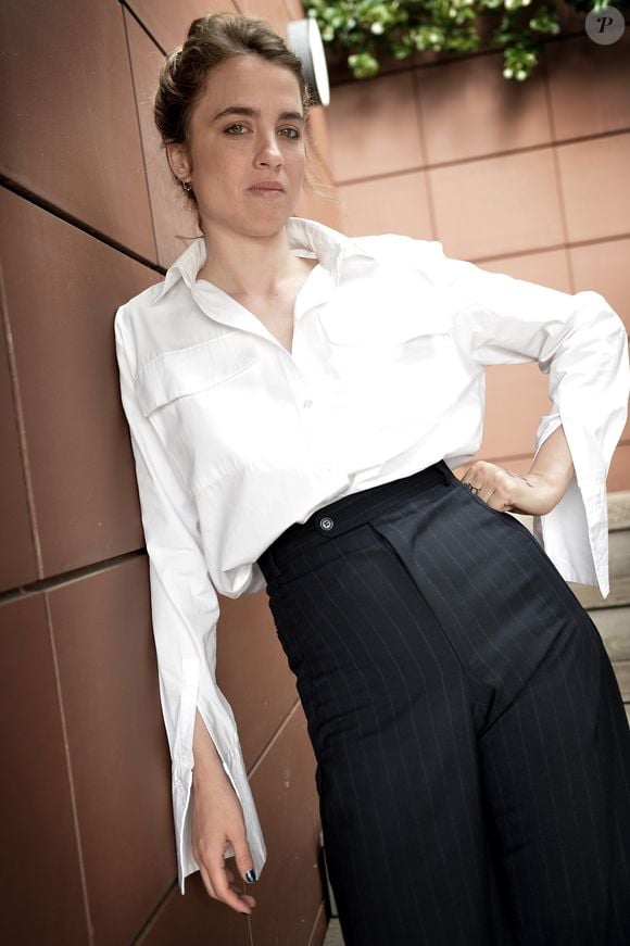 Exclusif - Rendez-vous photo avec Adèle Haenel sur la terrasse Unifrance lors du 72ème Festival International du Film de Cannes, le 22 mai 2019.

©Veeren / Bestimage