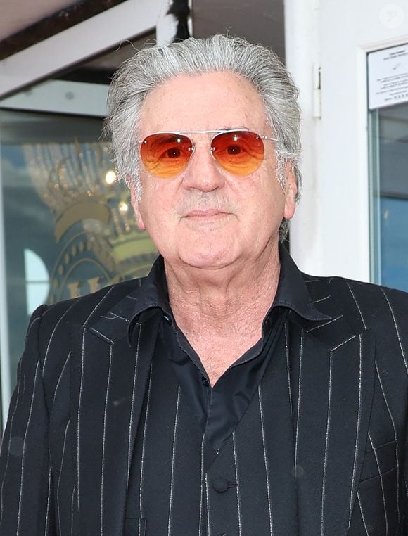 Daniel Auteuil au photocall du film "Le Fil" lors du 38ème festival du film de Cabourg, France, le 14 juin 2024. Les Journées romantiques du 38ème Festival du film de Cabourg (Calvados) auront lieu du 12 au 16 juin. © Coadic Guirec/Bestimage