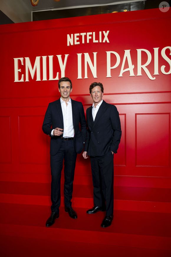 Jean-Baptiste Marteau et son compagnon Jean de Reynal lors de la première de la série "Emily in Paris" saison 5 au Grand Rex à Paris le 15 décembre 2025.

© Pierre Perusseau / Bestimage