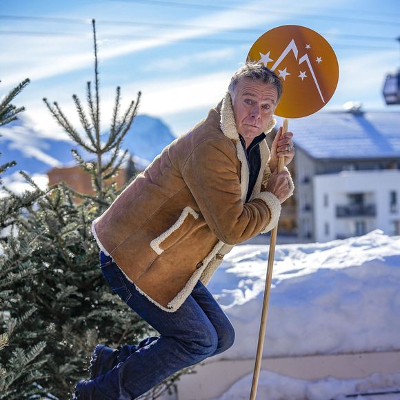 Franck Dubosc au photocall du film "Un Ours dans le Jura" lors de la 28ème édition du Festival international du film de comédie de l'Alpe d'Huez, le 16 janvier 2025.

Photo : Sandrine Thesillat / PsnewZ / Bestimage
