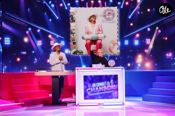 Laurence Boccolini, Yann Muller lors de l'enregistrement de l’émission "On Connait La Chanson Céline Dion", présentée par L.Boccolini et diffusée le 1er septembre sur W9, à Paris, France, le 2 juillet 2026. © Jack Tribeca/Bestimage